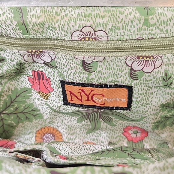 The Silver Bundle - Picture 5 of 7